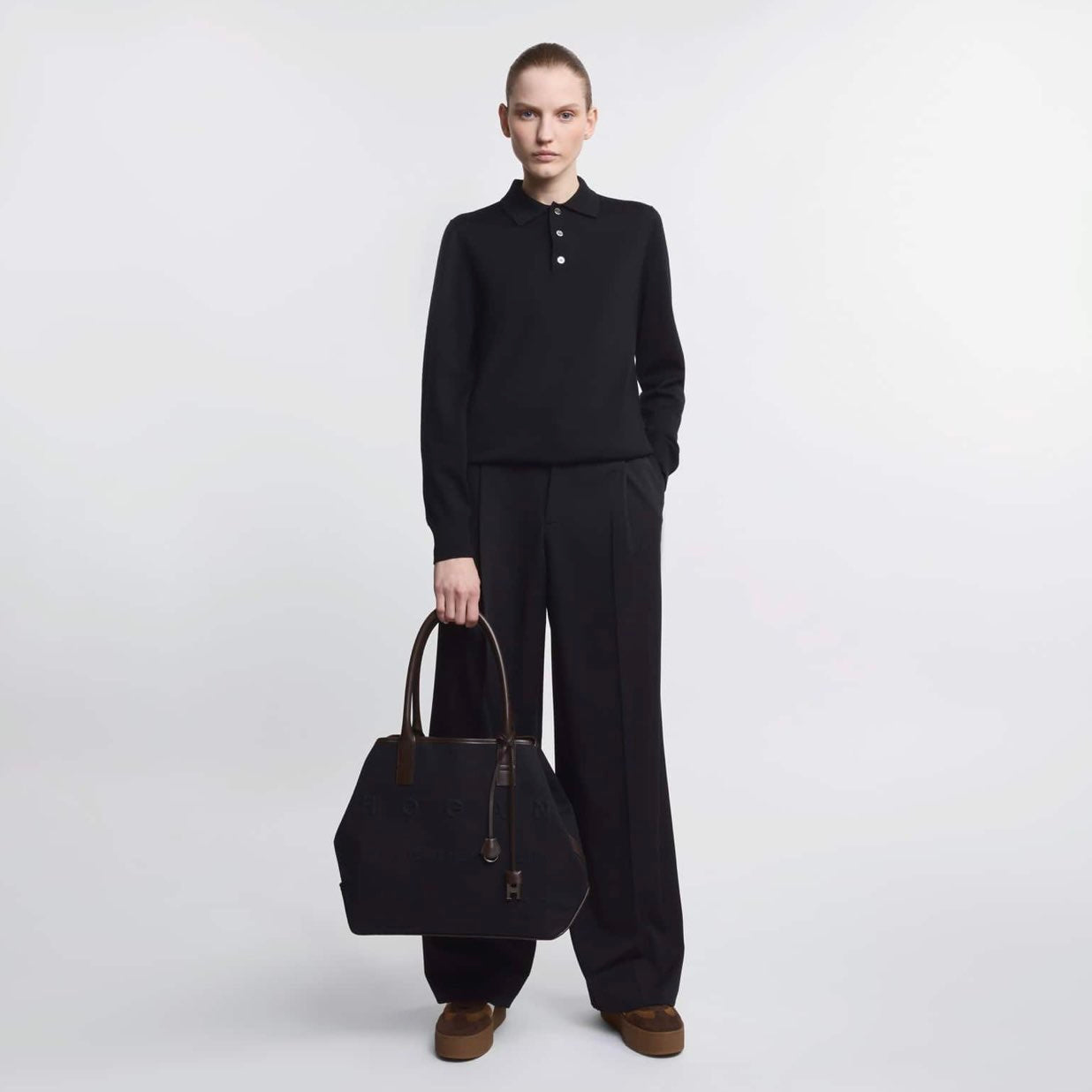 HOGAN - SHOPPER SCRIPT MEDIA