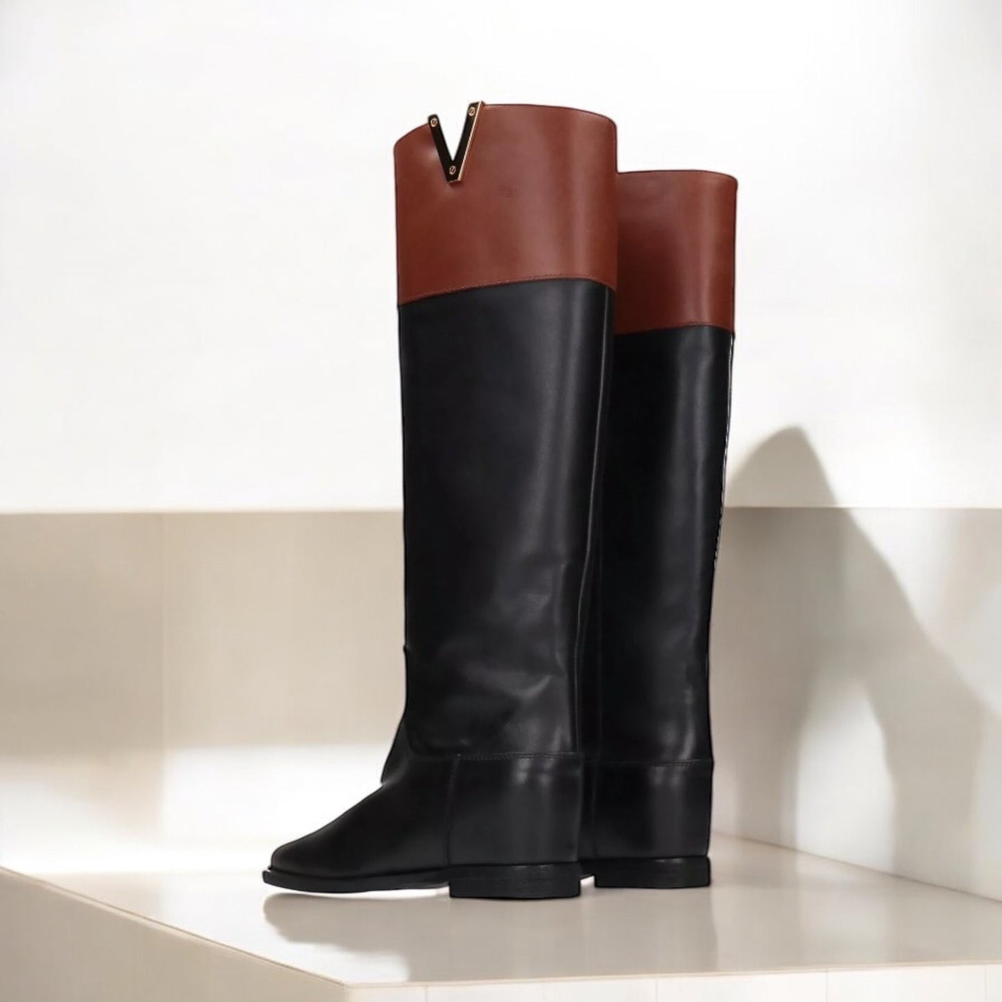 STIVALE V ORO NERO/MARRONE