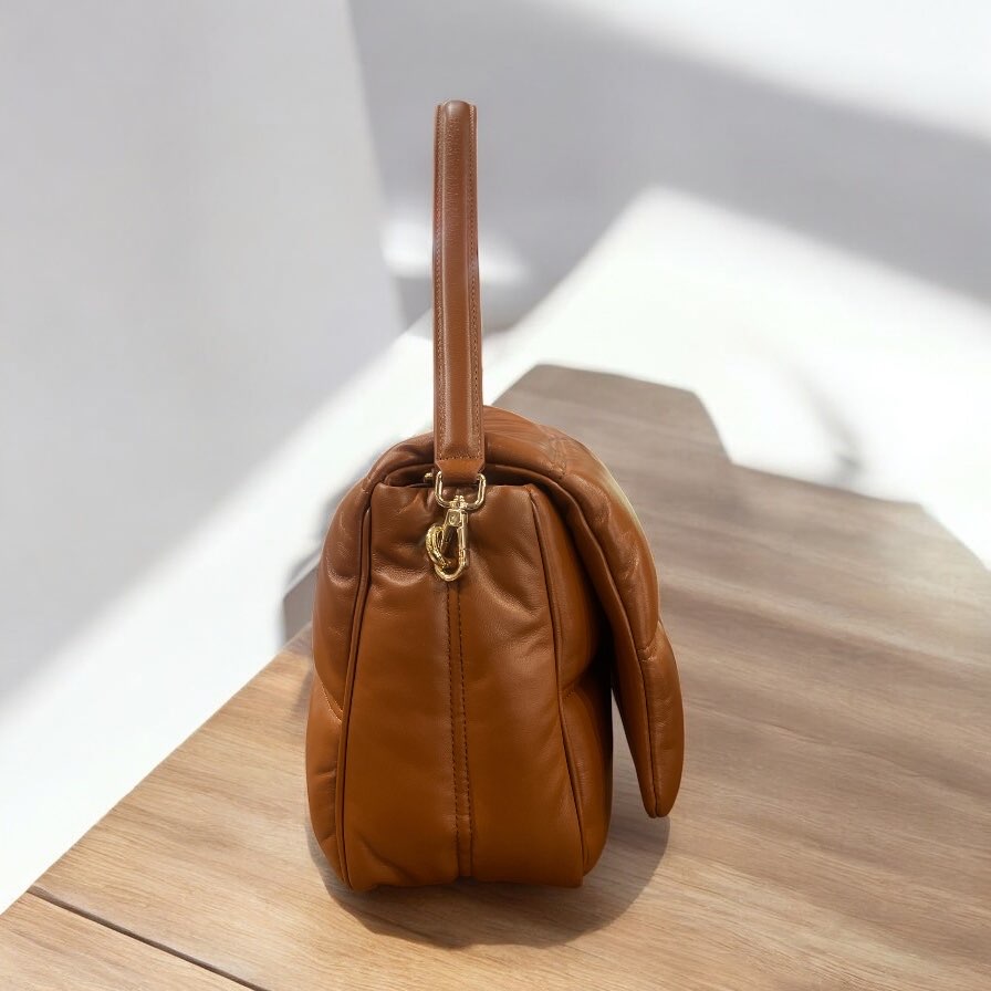 LA CARRIE - SQ.PLOT SATCHEL BAG