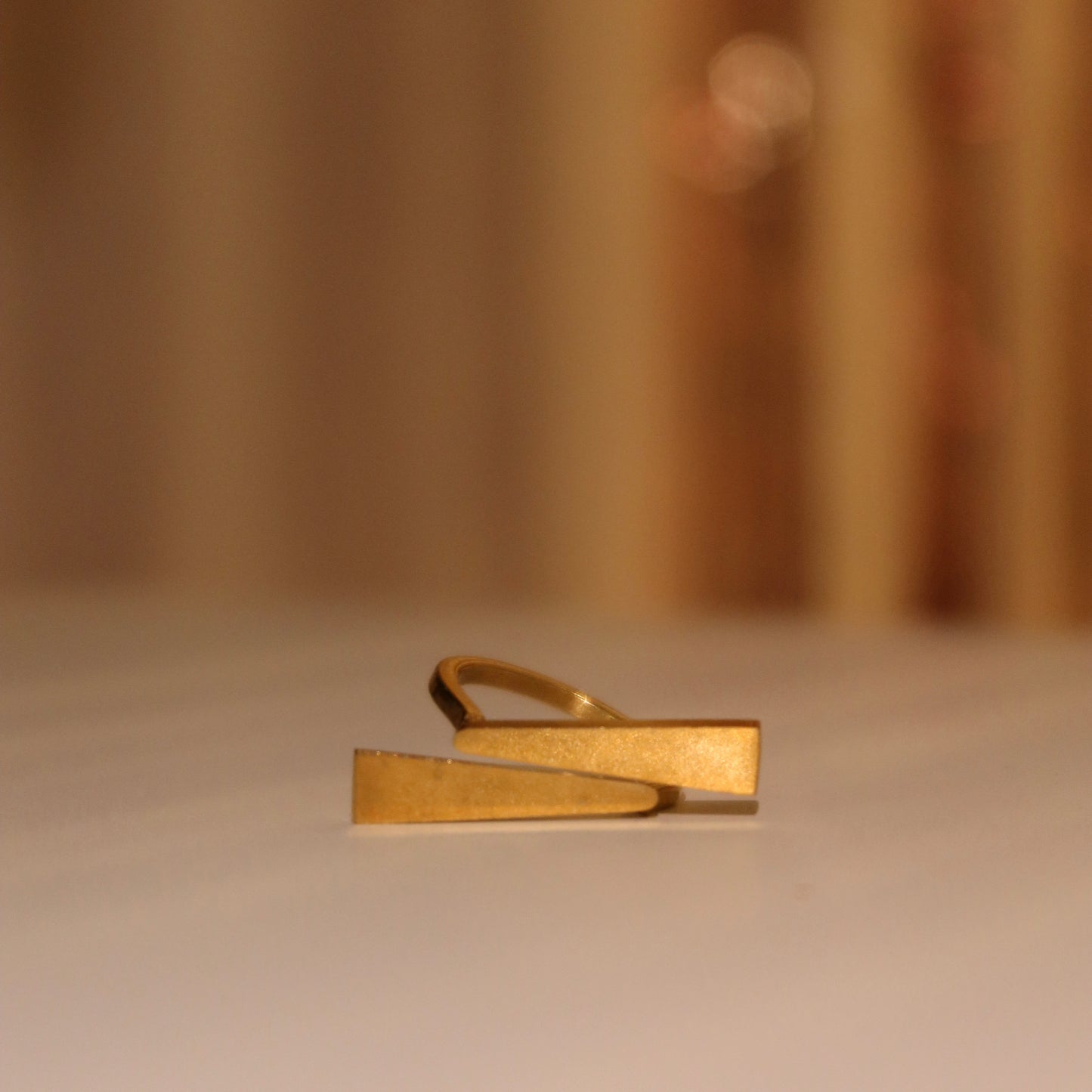 Anello punte acciaio dorato