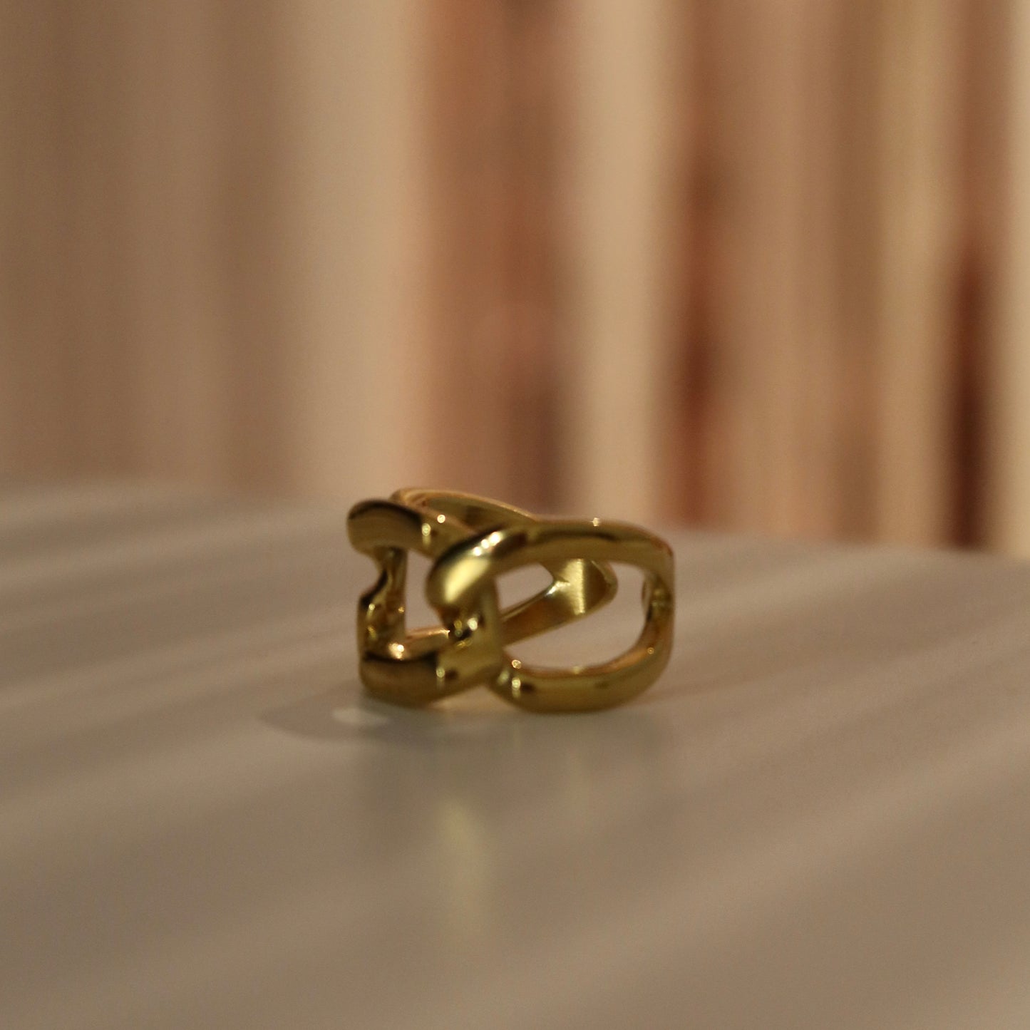 Anello catena acciaio dorato