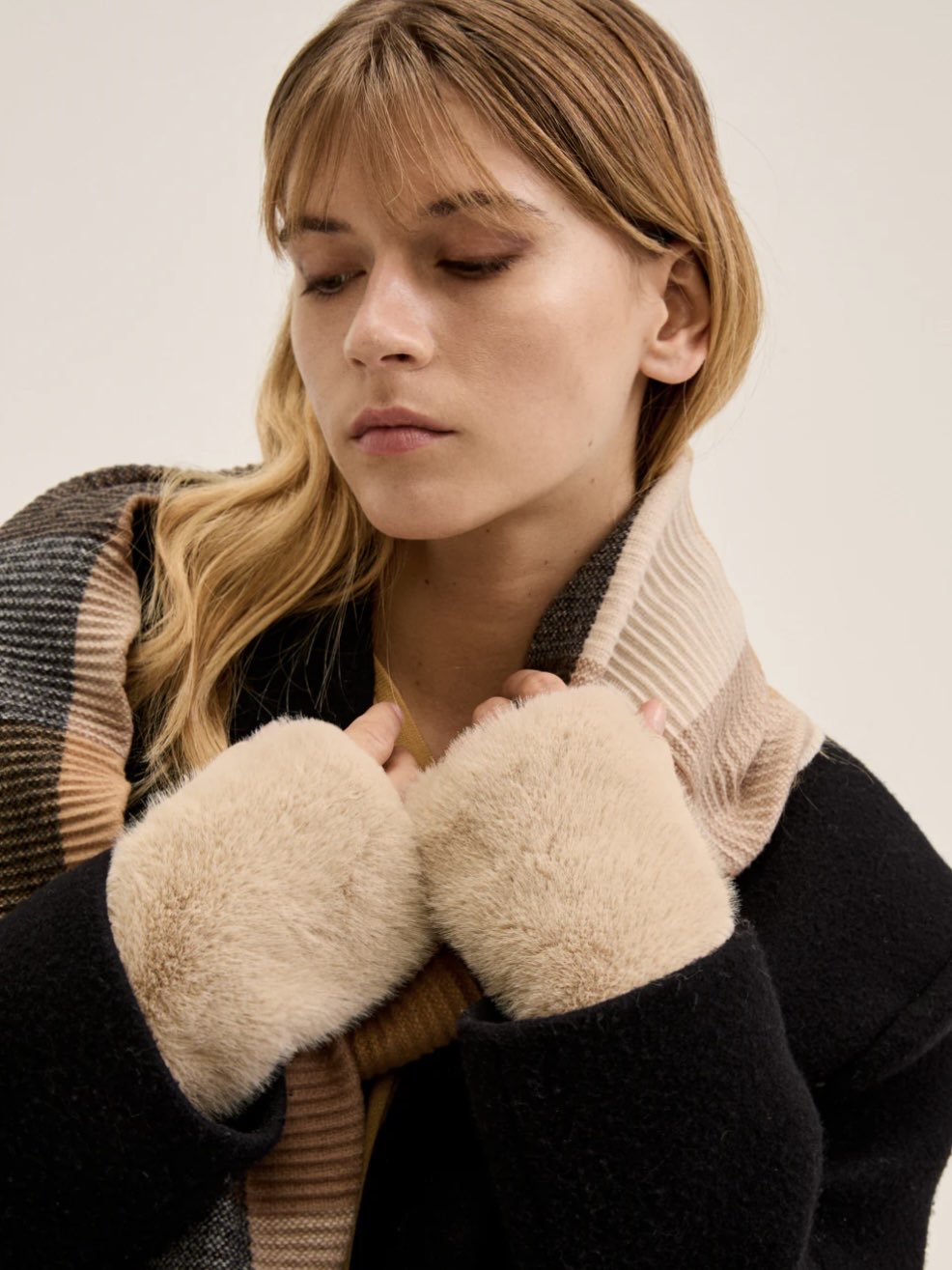 GUANTI SARAH SENZA DITA ECO FUR