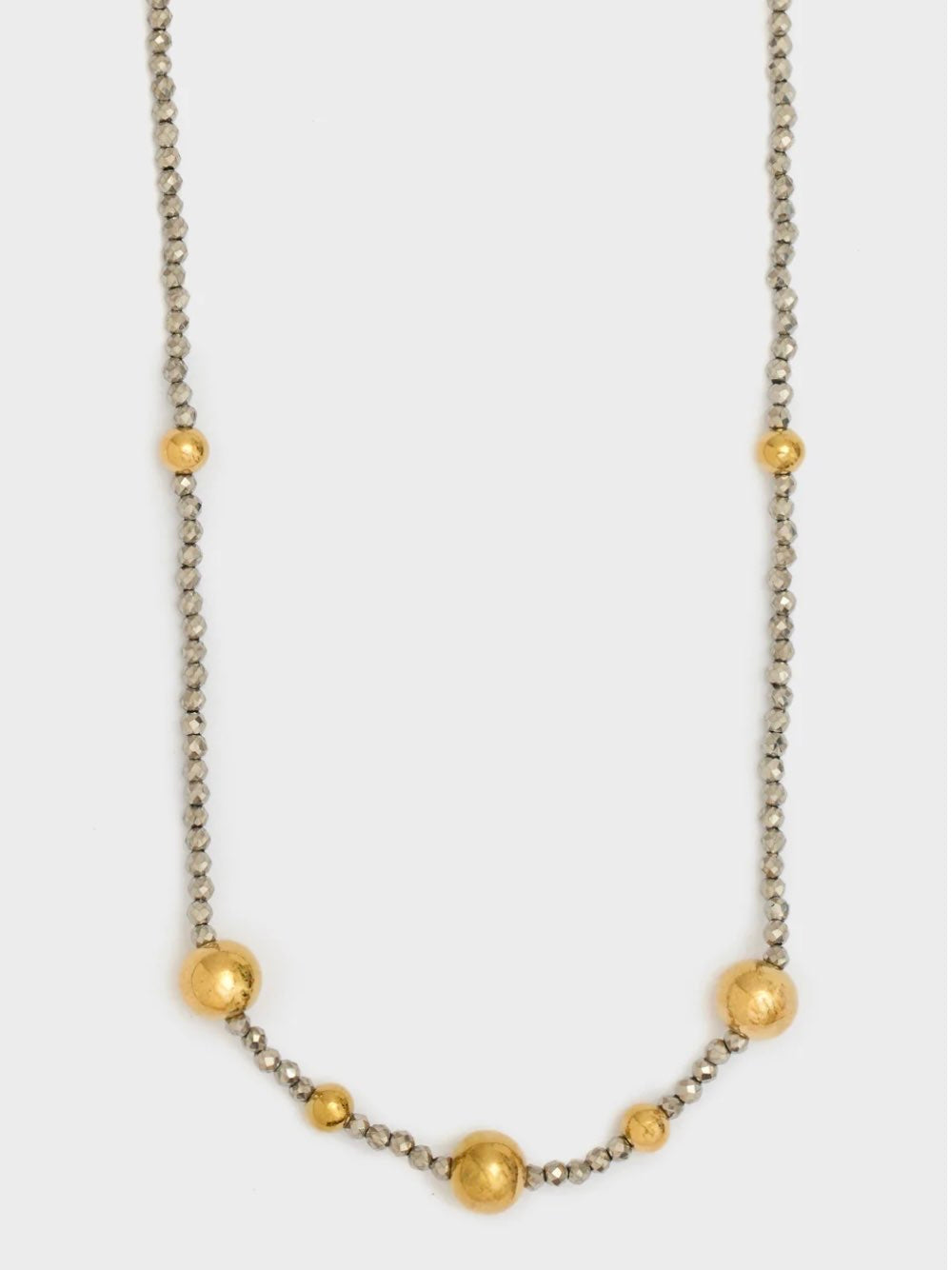 COLLANA LEA PERLINE E SFERE ORO